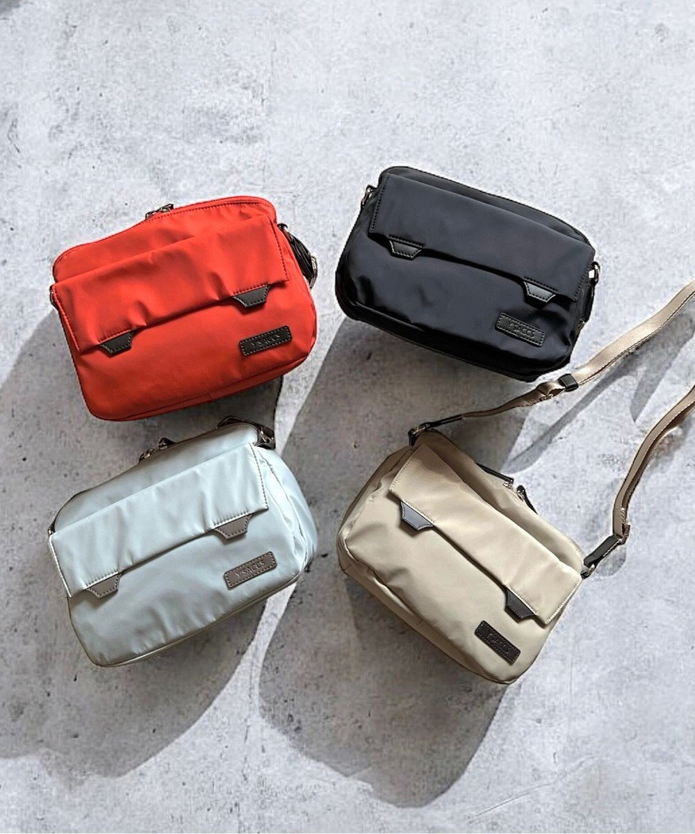 Y'SACCS ダブルタブ　トラベルポシェット 