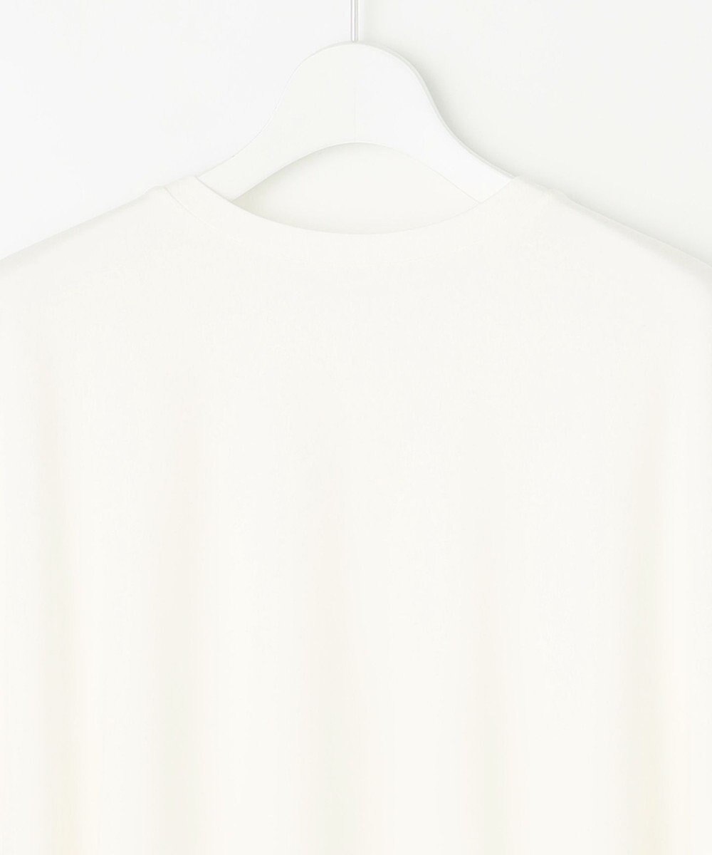 UNFILO 【シワになりにくい】BEAUTY FORM バックフレアTシャツ 