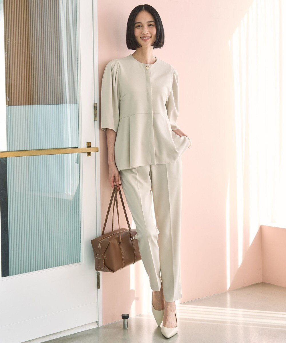 UNFILO 【VERY×UNFILOコラボ】BEAUTY MOVE ペプラムブラウス 