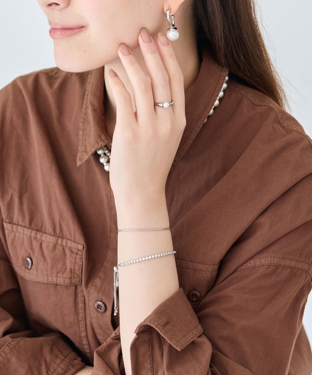 Phoebe ラインストーンスライドテニスブレスレット　シルバー 