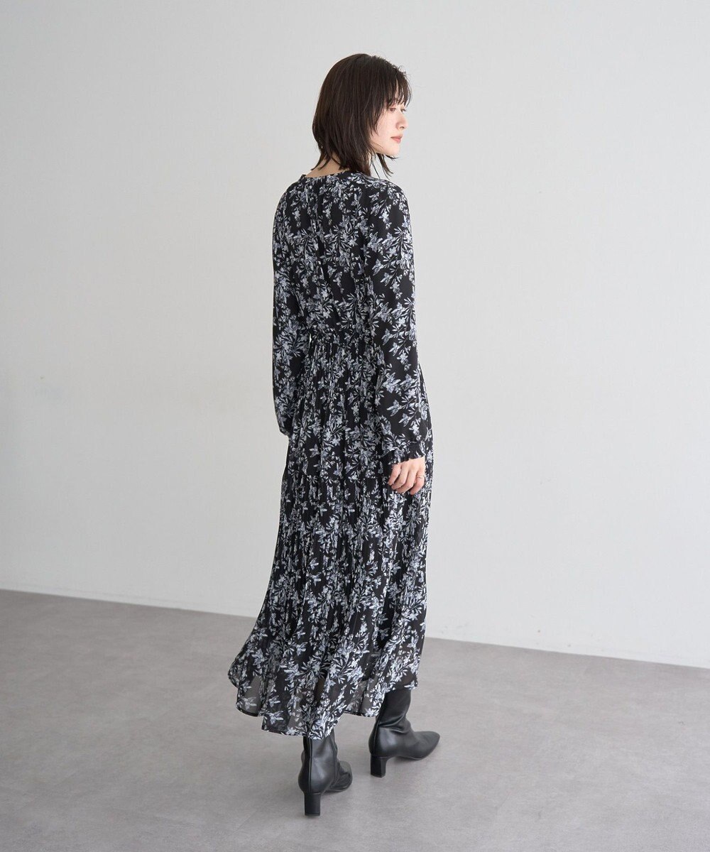 YECCA VECCA ボタニカル柄ボウタイプリーツワンピース 