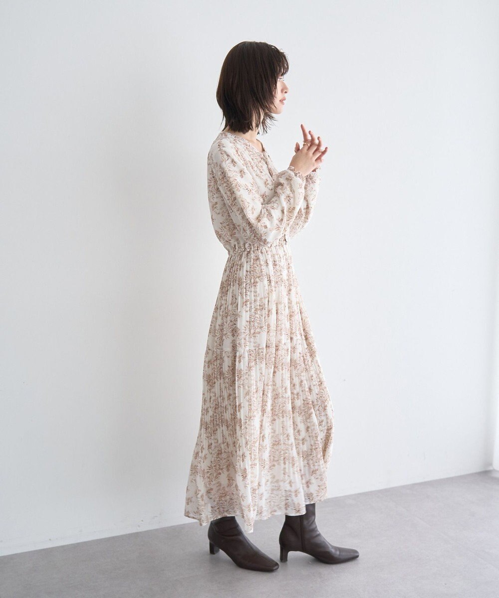 YECCA VECCA ボタニカル柄ボウタイプリーツワンピース 