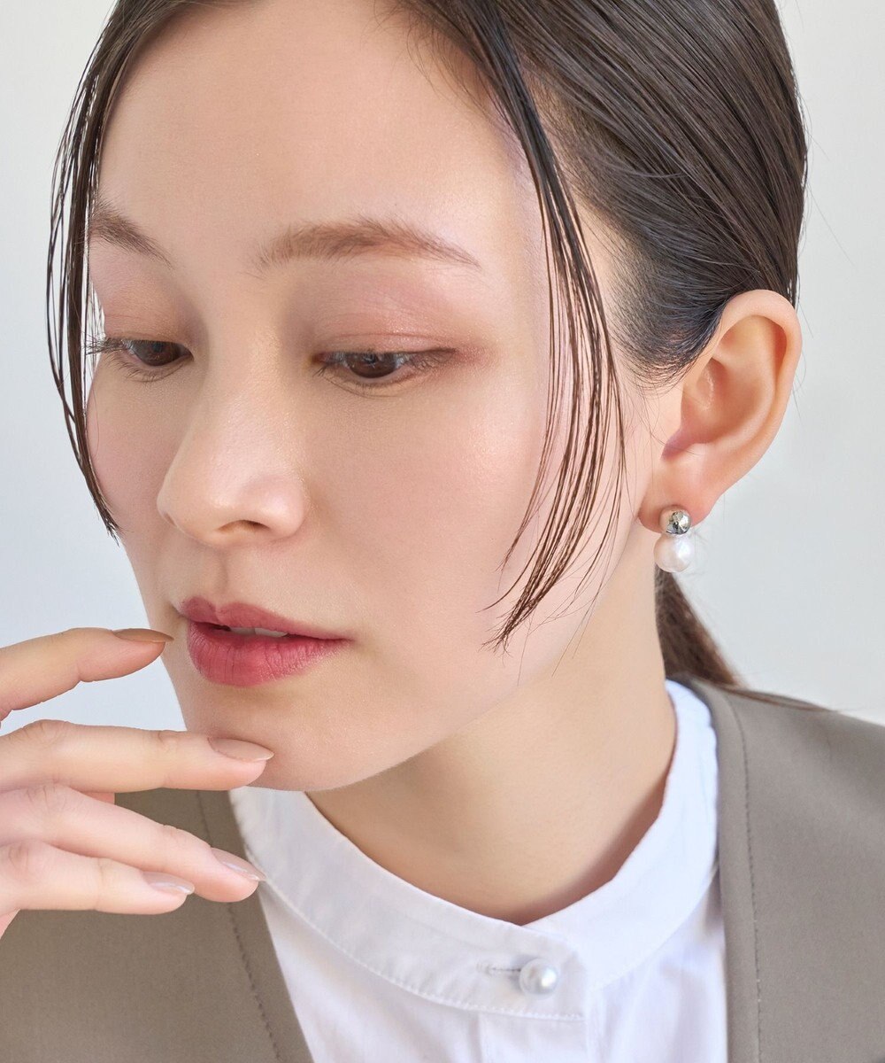 Phoebe ツインパールメタルイヤリング　シルバー 