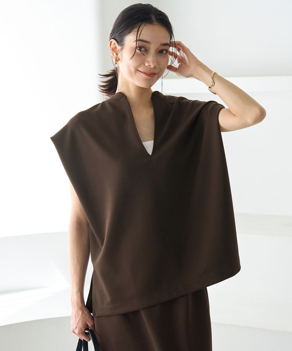 UNFILO BEAUTY FORM JERSEY Light キーネックトップス 