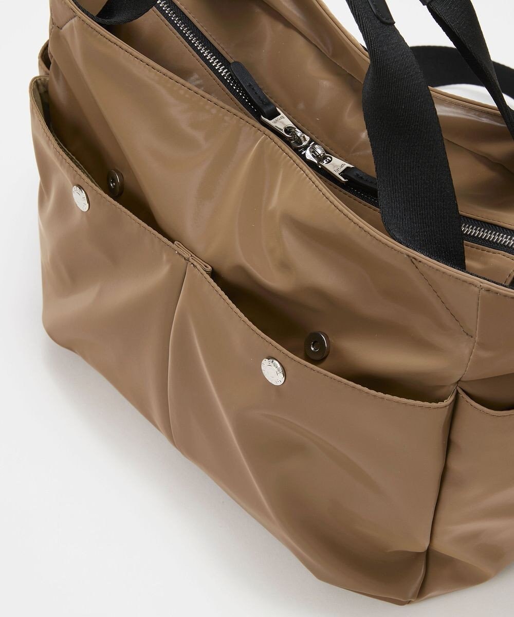 TOPKAPI 【Breath TOPKAPI】Train 防水ポリエステル ショルダー付き A4 トートバッグ / キャリー対応 