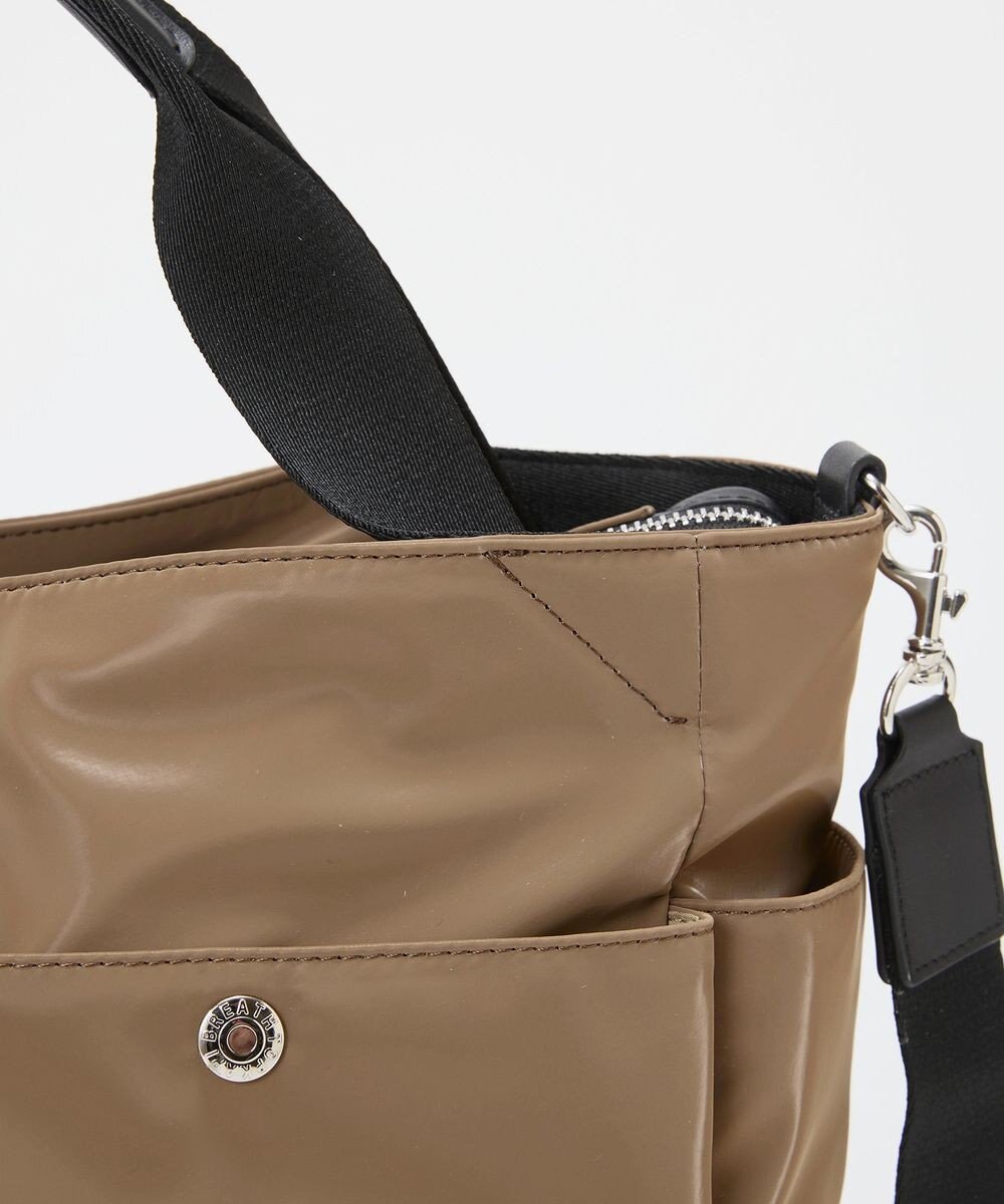 TOPKAPI 【Breath TOPKAPI】Train 防水ポリエステル ショルダー付き A4 トートバッグ / キャリー対応 