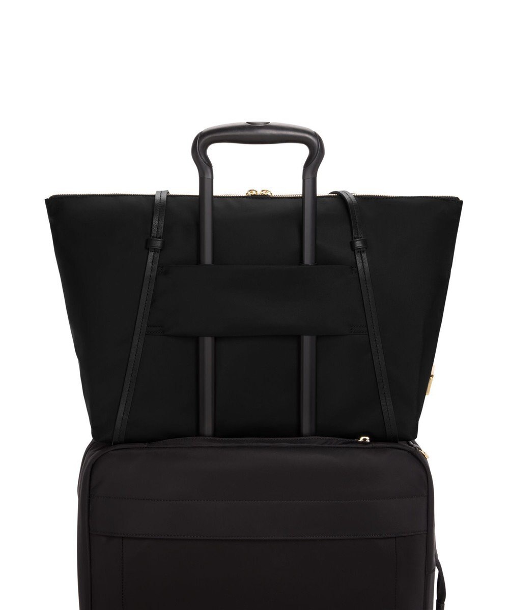 TUMI VOYAGEUR 「キュー」トート 