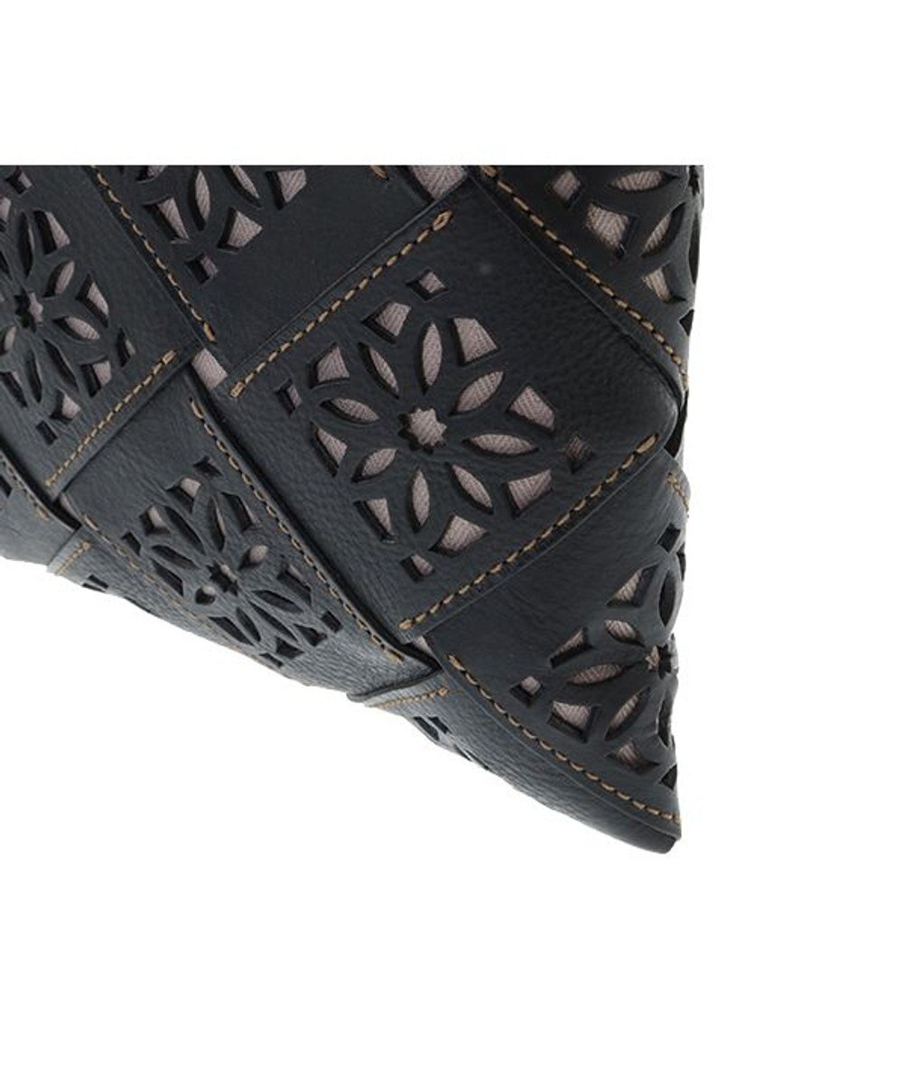 genten サステナブルカットワーク ショルダーバッグ 