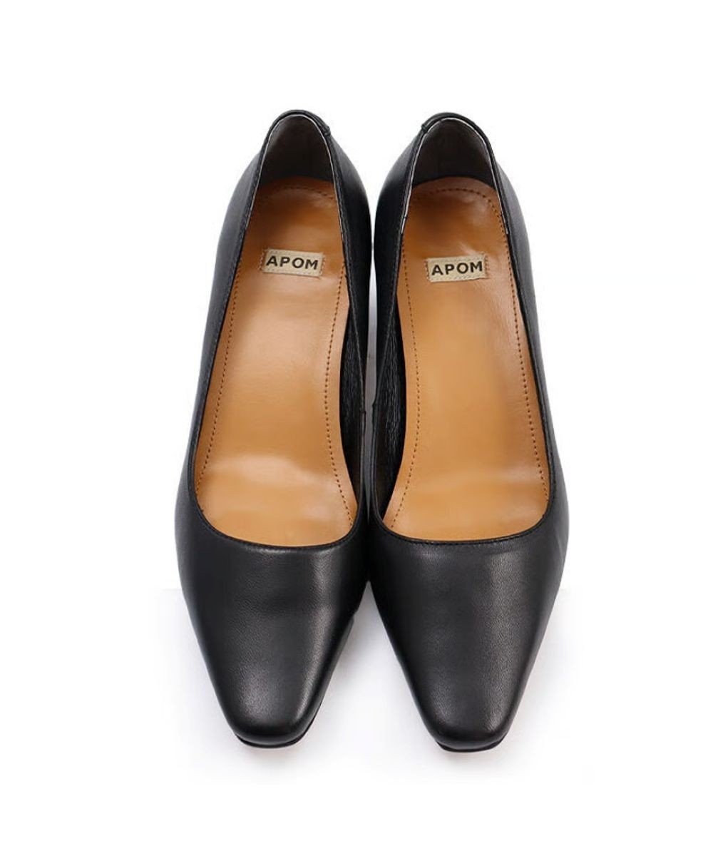 APOM スクエアトゥプレーンパンプス50 
