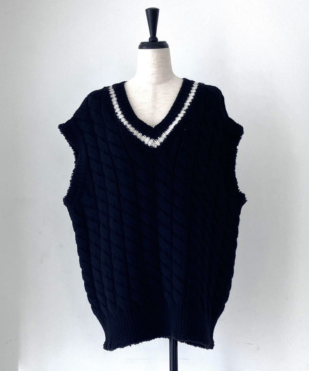自由区 【カトリエムブーケ】Motif de tricot traditionnel チルデンニットベスト 