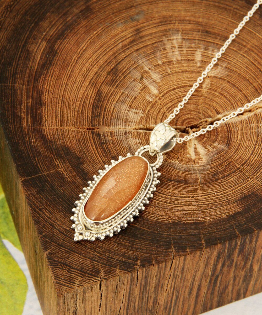 フランス買付1点もの サンストーン楕円ネックレス Wythe Charm ファッション通販 公式通販 オンワード クローゼット