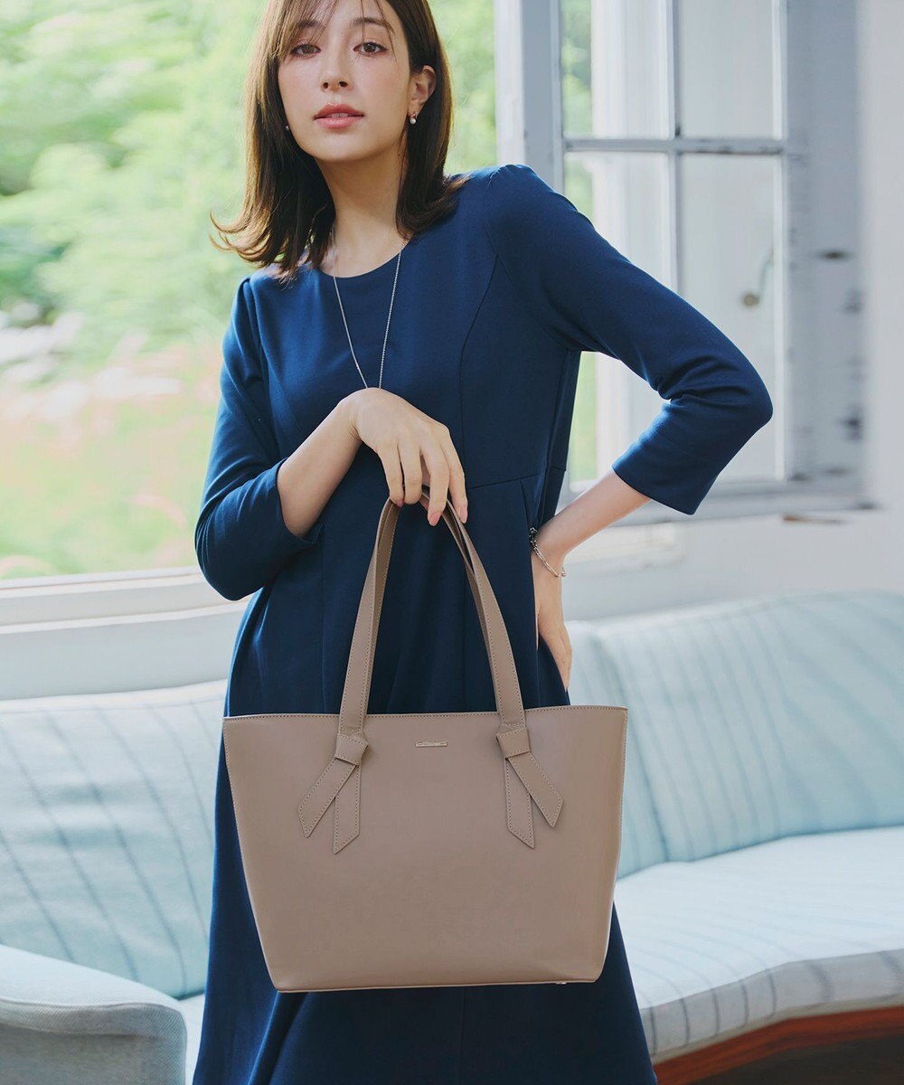 Tiaclasse 【安田美沙子さん　小倉優子さん着用】リボンデザイン通勤バッグ 