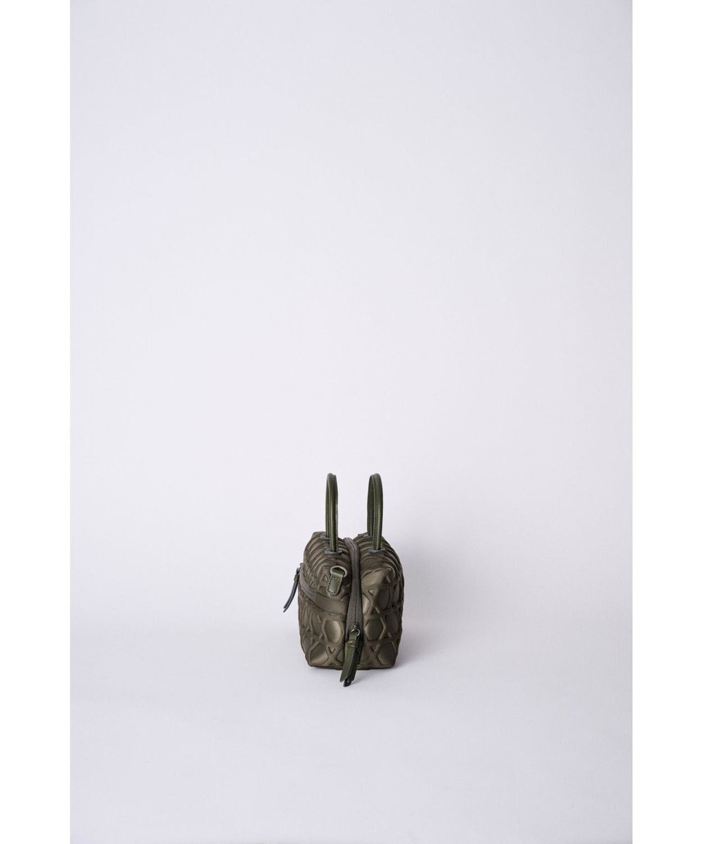 MIYABIYA 【撥水加工】篭目大柄エンボスボンディングミニボストン 