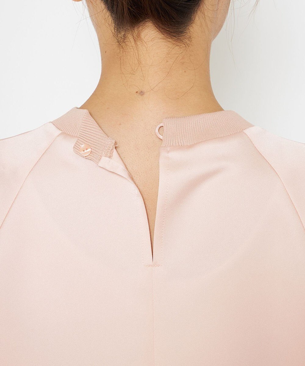 uncrave 【洗濯機洗い可】サテン ブラウス（uncrave WHITE） 