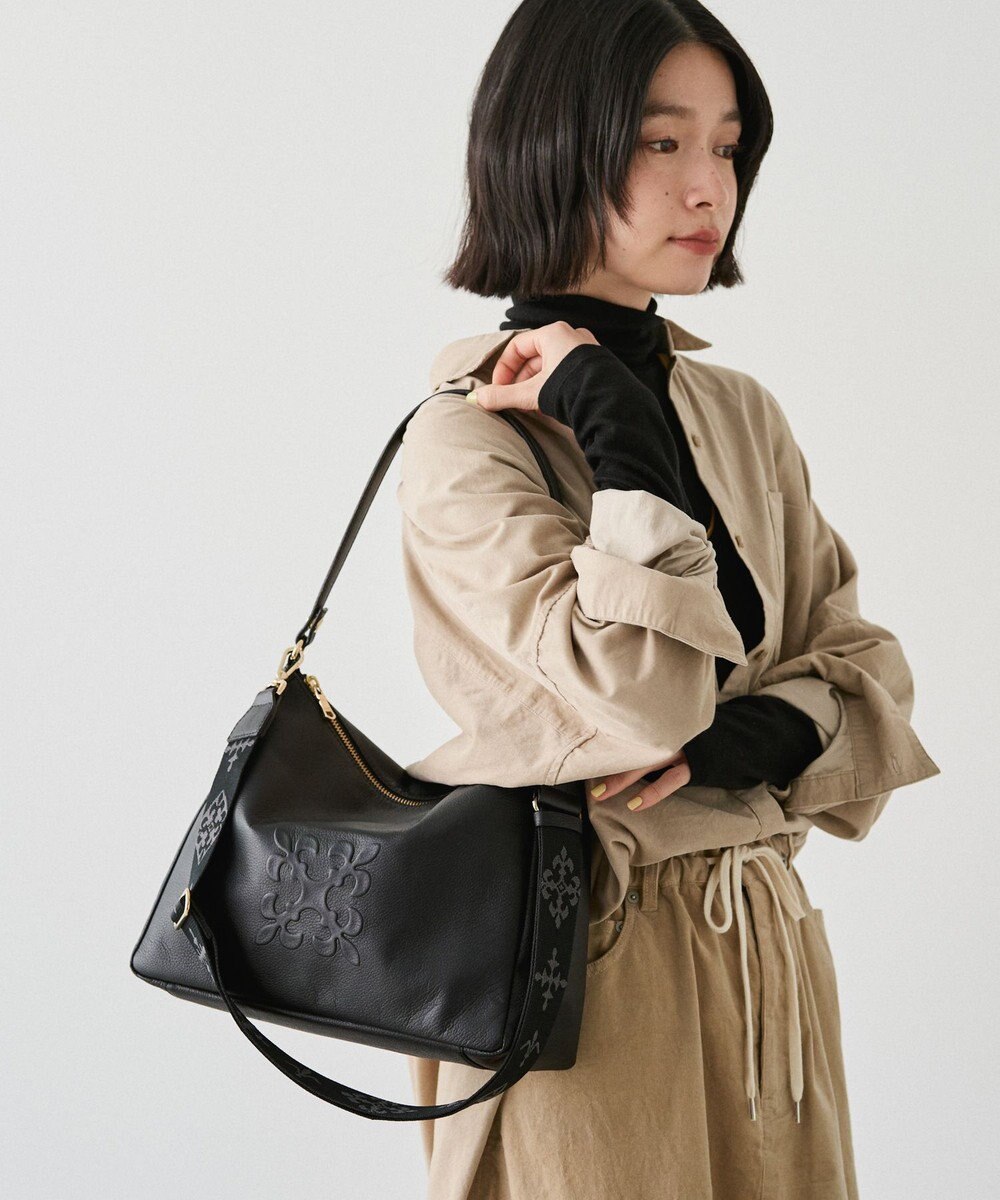 russet エンボスモノグラム2WAYショルダーバッグ(CE-1692) 