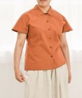 muuc 〈ドライタッチな上質コットン100%〉〈タイプライター生地〉後ろギャザー入り フレンチスリーブのブラウス