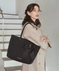 Maison de FLEUR リボンチャーム付き3ルームトートバッグ