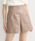 earth music&ecology シンセティックレザーショートパンツ