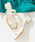 23区 【WEB限定】ツイスト ベルト サンダル