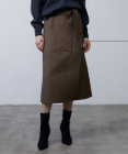 BEIGE， DANNES / ラップスカート