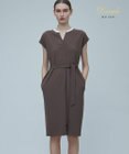 BEIGE， CINDY / Vネックワンピース