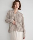 YECCA VECCA ジオメ柄ボウタイブラウス