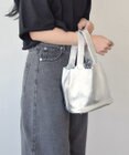 INTER-CHAUSSURES 【ANDREA CARDONE】メタリックレザーバケットバッグ