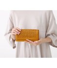 genten カットワーク フラップ長財布