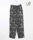23区 【R(アール)】Ratti リーフプリント パンツ
