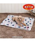 PET PARADISE リサとガスパール 遠赤外線 ボアマット 角型《頬杖柄》