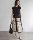 組曲 S スカーフパネルプリント スカート