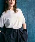 BEIGE， 【洗える】NADIA / レザーポケット付き半袖ニットTシャツ