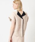BEIGE， CHESTNUT / ノーカラーブラウス