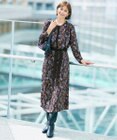 自由区 【WEB&一部店舗限定】ハーバルフロープリント8分袖 ワンピース