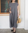 TOQUE 〈大草直子さんアドバイザー〉【天然素材】タンギスコットン天竺 ワンピース