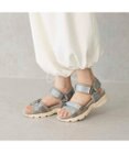 MODE ET JACOMO <carino>厚底クロスベルトスポーツサンダル