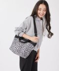 LeSportsac BUCKET TOTE/ニュートラルレオパード