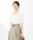 ANY SIS L 【洗える】パール調Ｖネック ブラウス