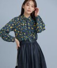 組曲 S カッティングローズプリント フリルブラウス