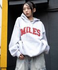 WEGO 【ユニセックス着用ITEM/SMLサイズ展開】グラフィックロゴプルパーカー