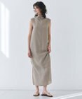 BEIGE， 【洗える・吸水速乾・防シワ・eclat 7・8月号掲載】LIATRIS / オフタートルノースリーブワンピース