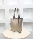 style code 【MERCURYDUO/マーキュリーデュオ】メタルアイレット　縦長トートバッグ 推し活ラージバッグ 縦長ショルダーバッグ