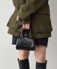 INTER-CHAUSSURES 【CHRISTIAN VILLA】クロコ型押しミニハンドバッグ