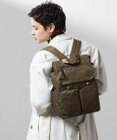 ダブルホックポケットリュック