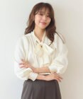 Feroux 【洗える】サテン ボウタイブラウス