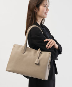 J.PRESS LADIES 【A4サイズ収納可・PC収納可】ポケット 通勤 トート バッグ ベージュ系