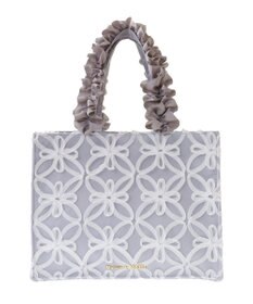 Maison de FLEUR チュールフラワーフリルスクエアトートバッグ