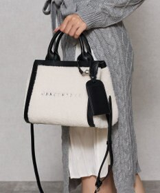 style code 【MERCURYDUO/マーキュリーデュオ】カードケース付　ロゴ刺繍ボアトートバッグ