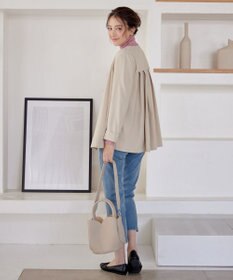 Tiaclasse ノーカラー後ろタックフレアコート