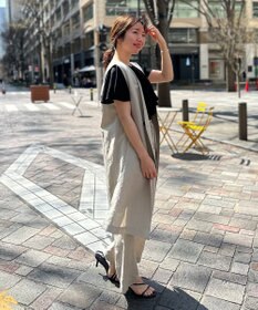 UNFILO 【洗える】リネンレーヨン　ラッフルカラーブラウス